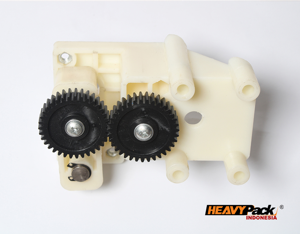 Single White Plastic FZS 500 merupakan suku cadang untuk gear penarikan plastik terhadap seal FZS500